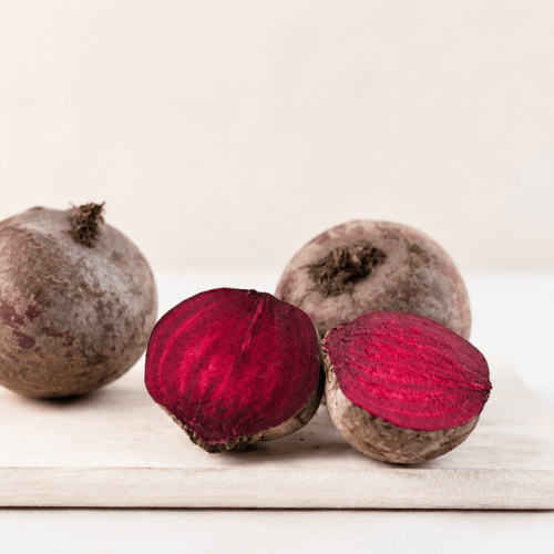 Rote-Bete-Hirse-Bowl – vegane Winterbowl mit Roter Bete, Hirse, Apfel und Nüssen, wärmend, eisenreich und alltagstauglich