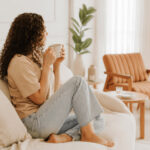 Kaffee für Frauen: Was Koffein mit Blutzucker, Zyklus, Schlaf und Wohlbefinden zu tun hat.