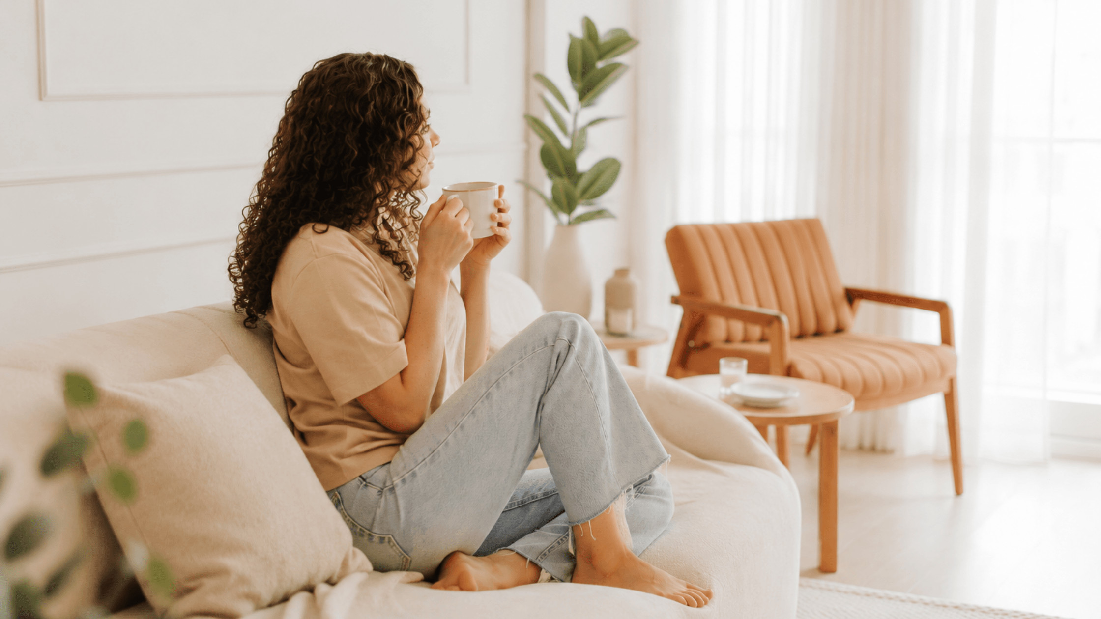 Kaffee für Frauen: Was Koffein mit Blutzucker, Zyklus, Schlaf und Wohlbefinden zu tun hat.